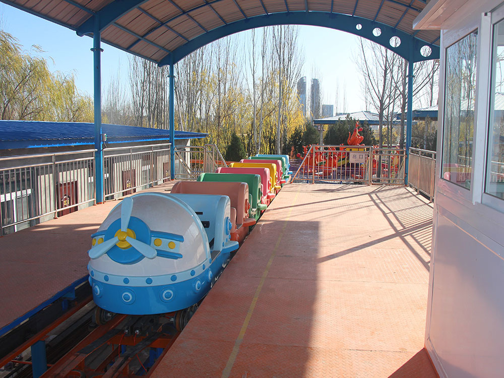 Family Roller Coaster JTA - 270 m Starter Coaster for Small Parks